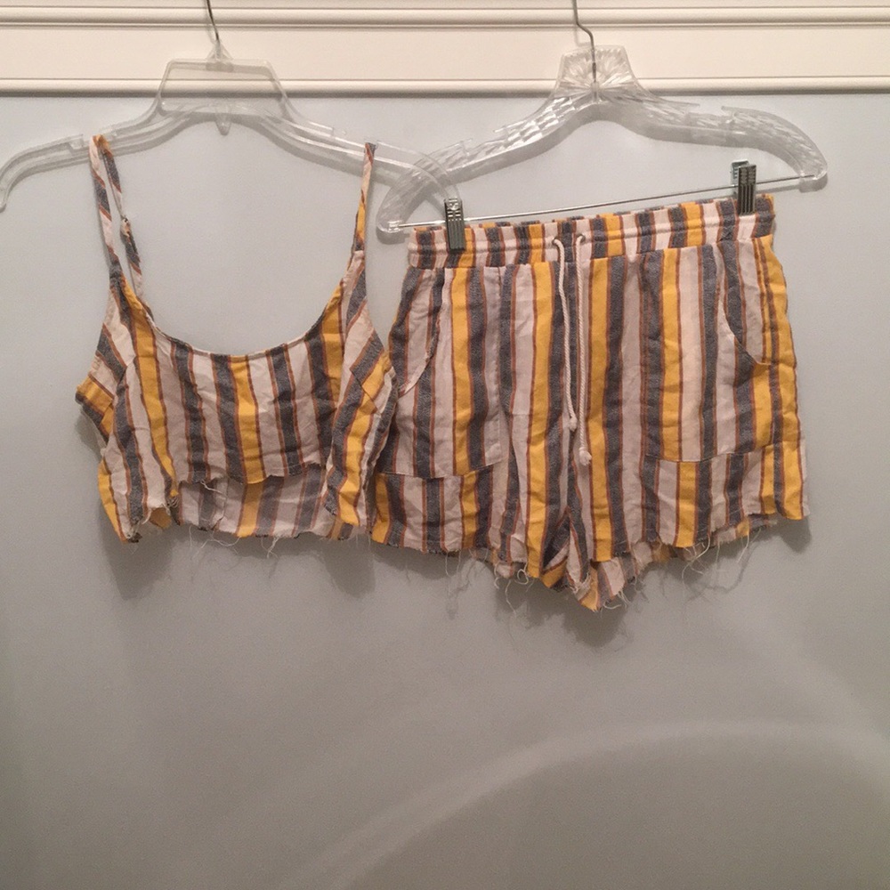 Honey Punch Stripped Set - Picture 3 of 3